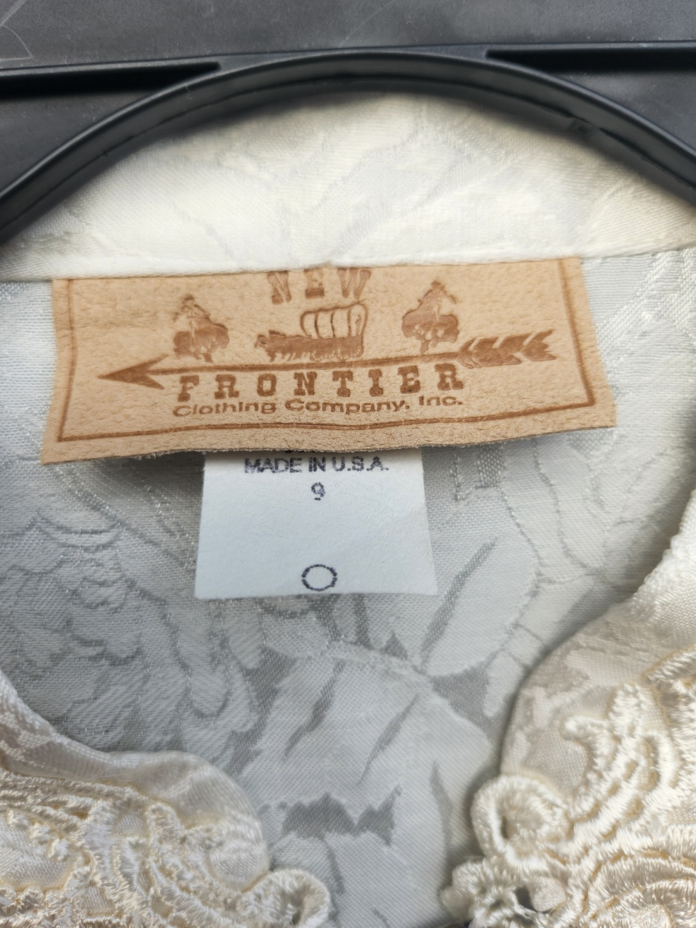 New Frontier Ivory Lace Maxi Dress with Ornate Neckline - Picture 3 of 12